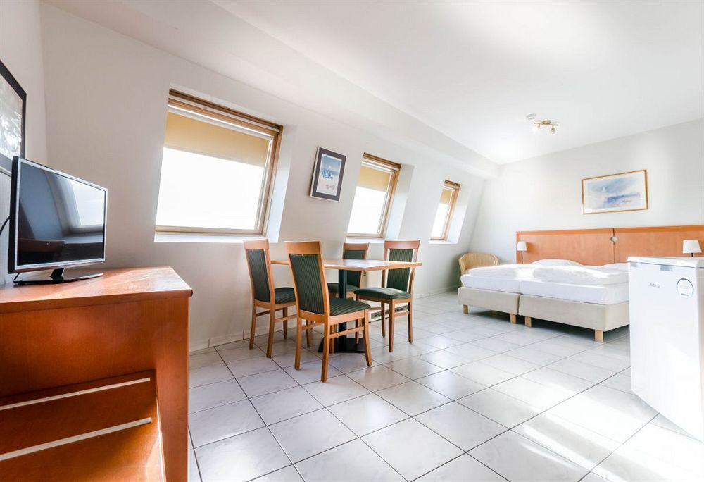 Hotel Seaside Blankenberge Esterno foto